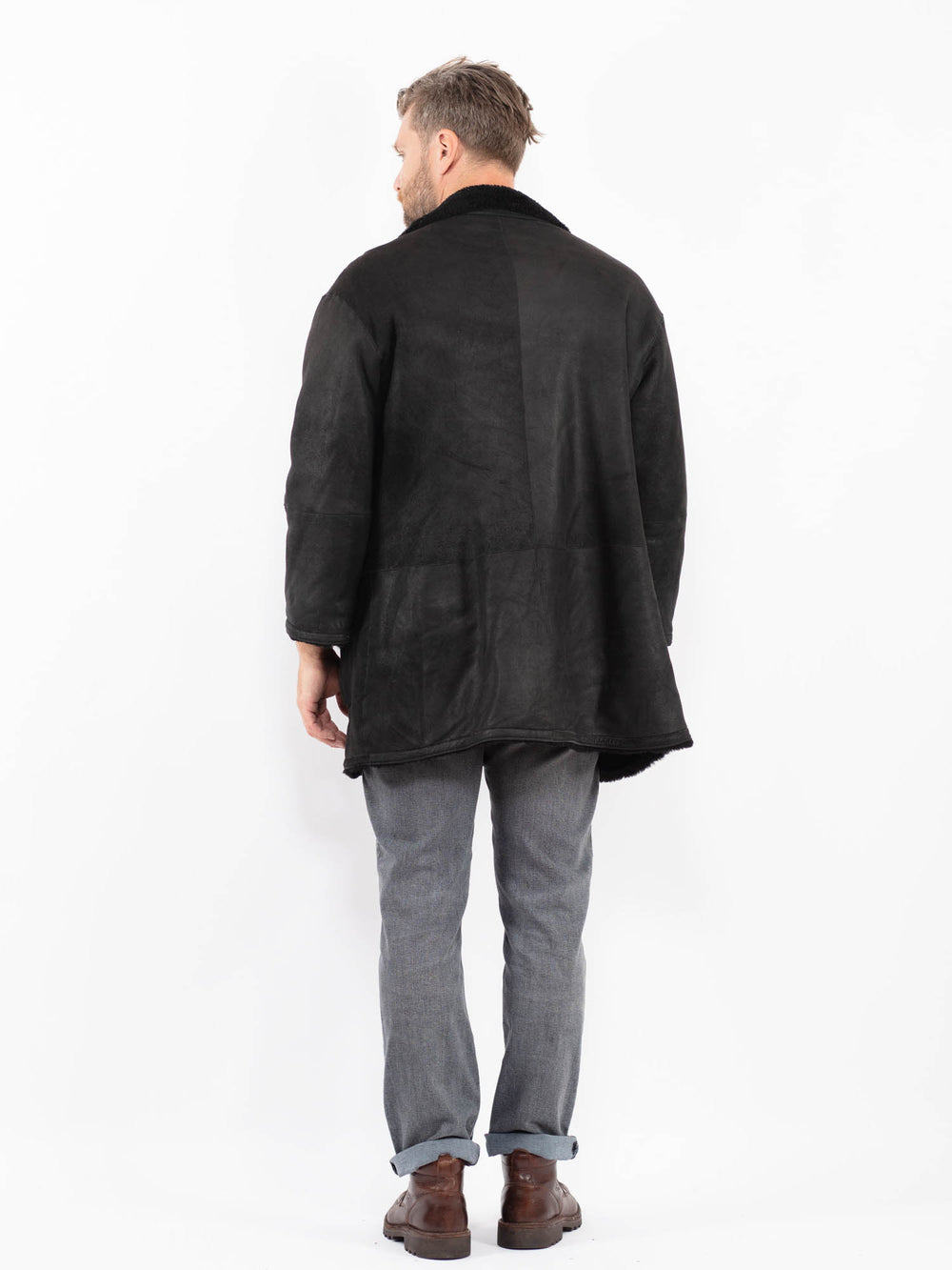 Vintage 90's Men Sheepskin Coat in BlackZ2280