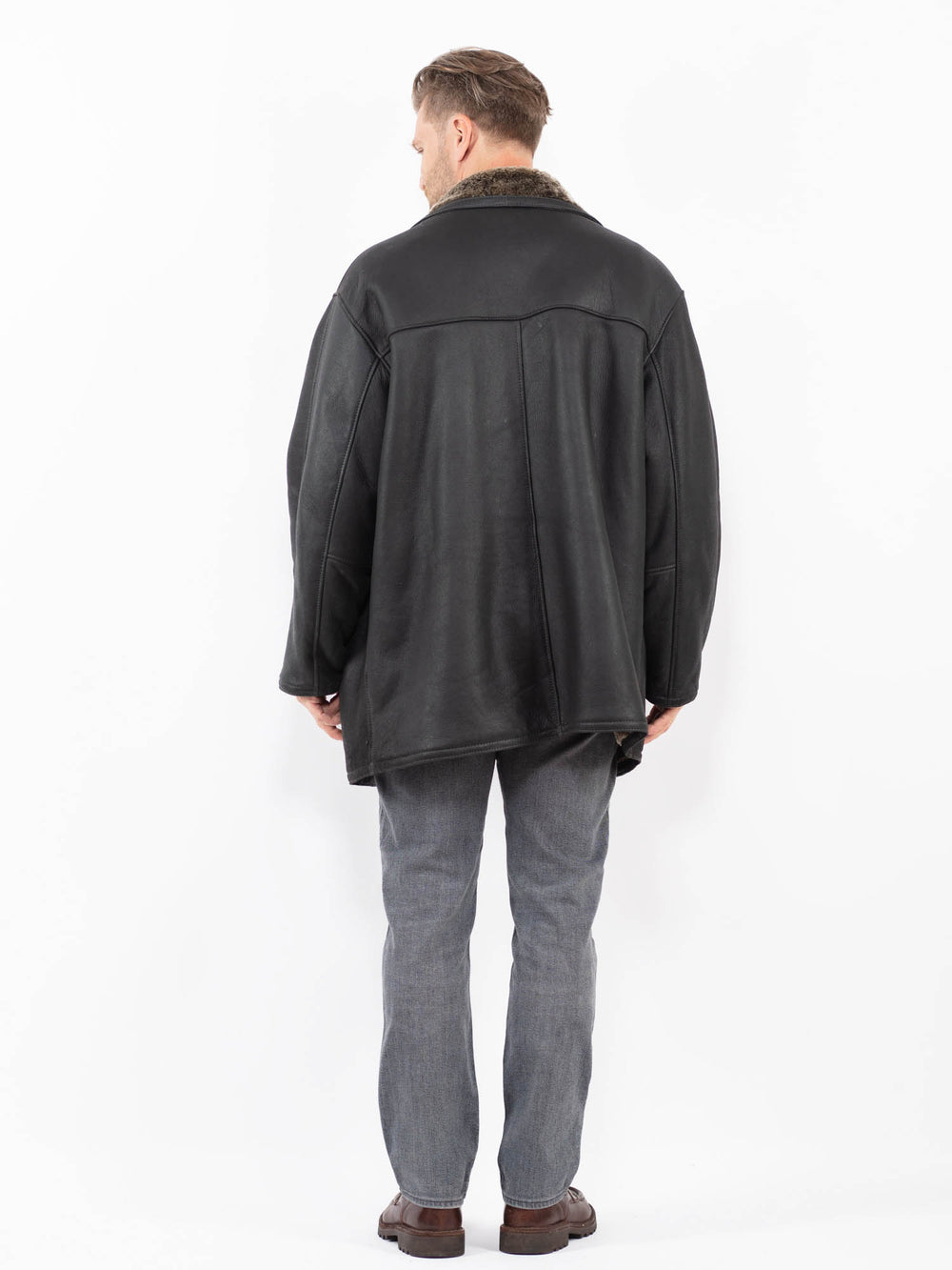 Vintage 90's Men Sheepskin Coat in BlackZ2055