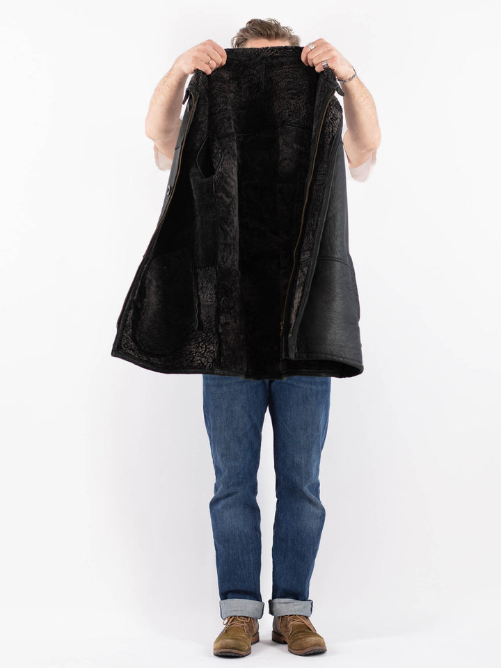 Vintage 90's Men Sheepskin Coat in BlackZ1519