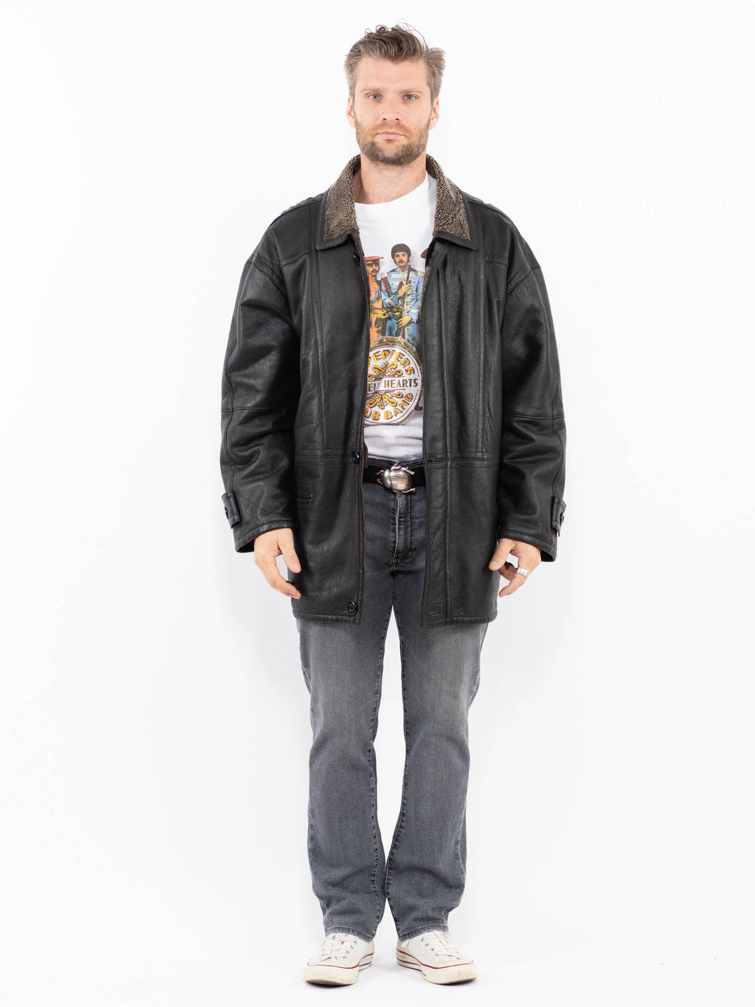 Vintage 90's Men Sheepskin Coat in BlackZ1935