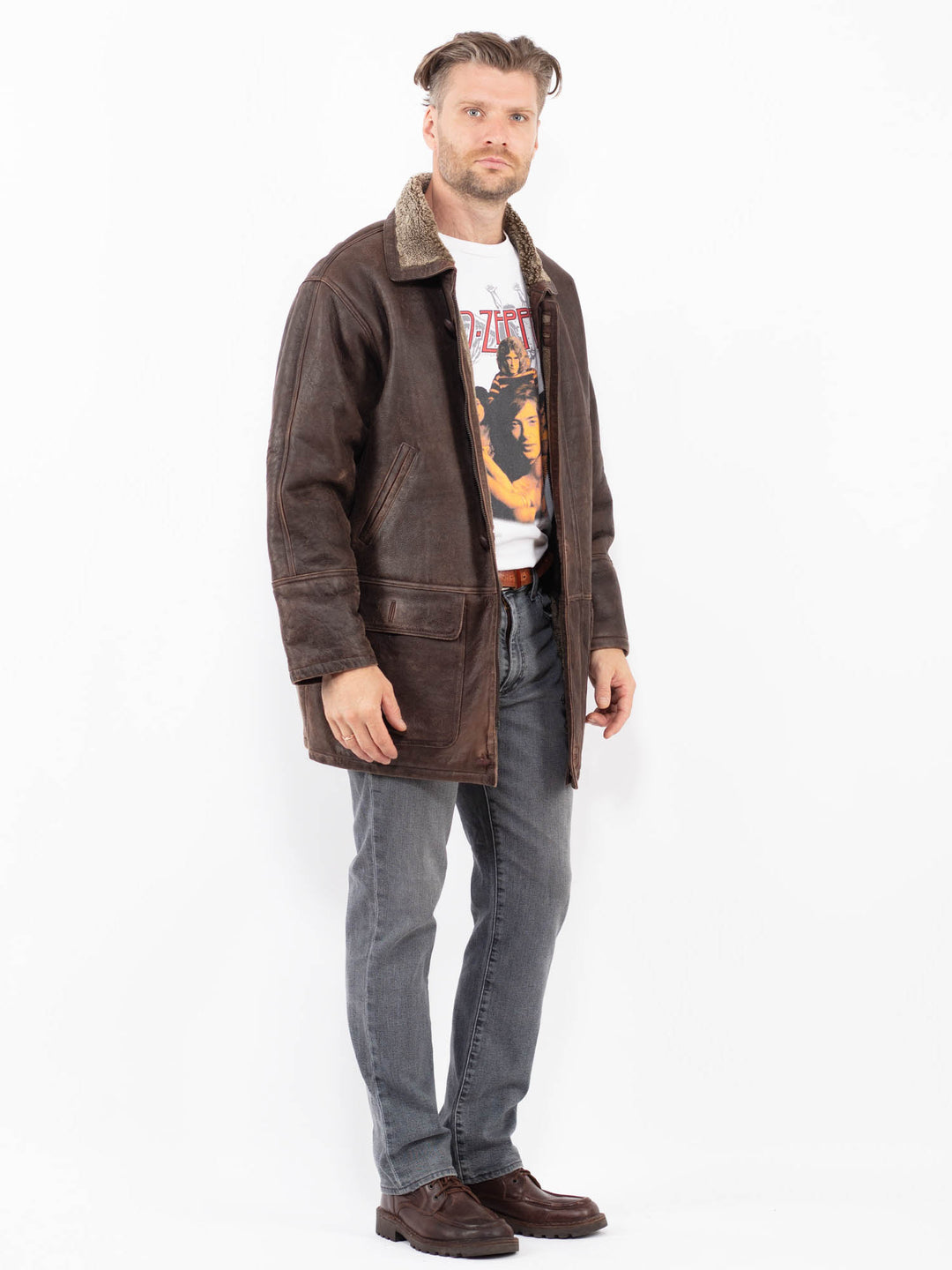 Vintage 90's Men Sheepskin Coat in BrownZ2060