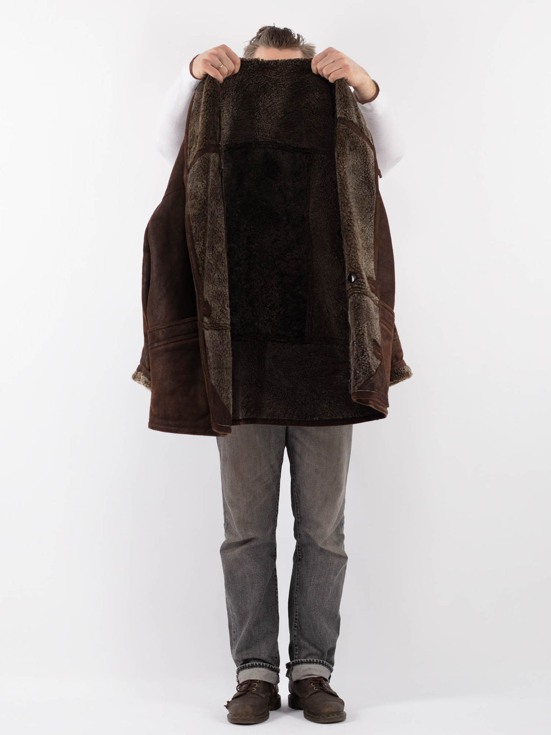 Vintage 90's Men Sheepskin Coat in BrownZ1119