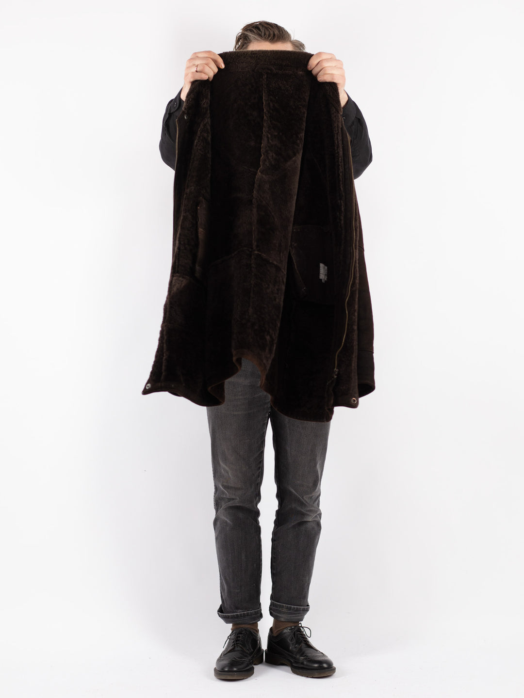 Vintage 90's Men Sheepskin Coat in Brown