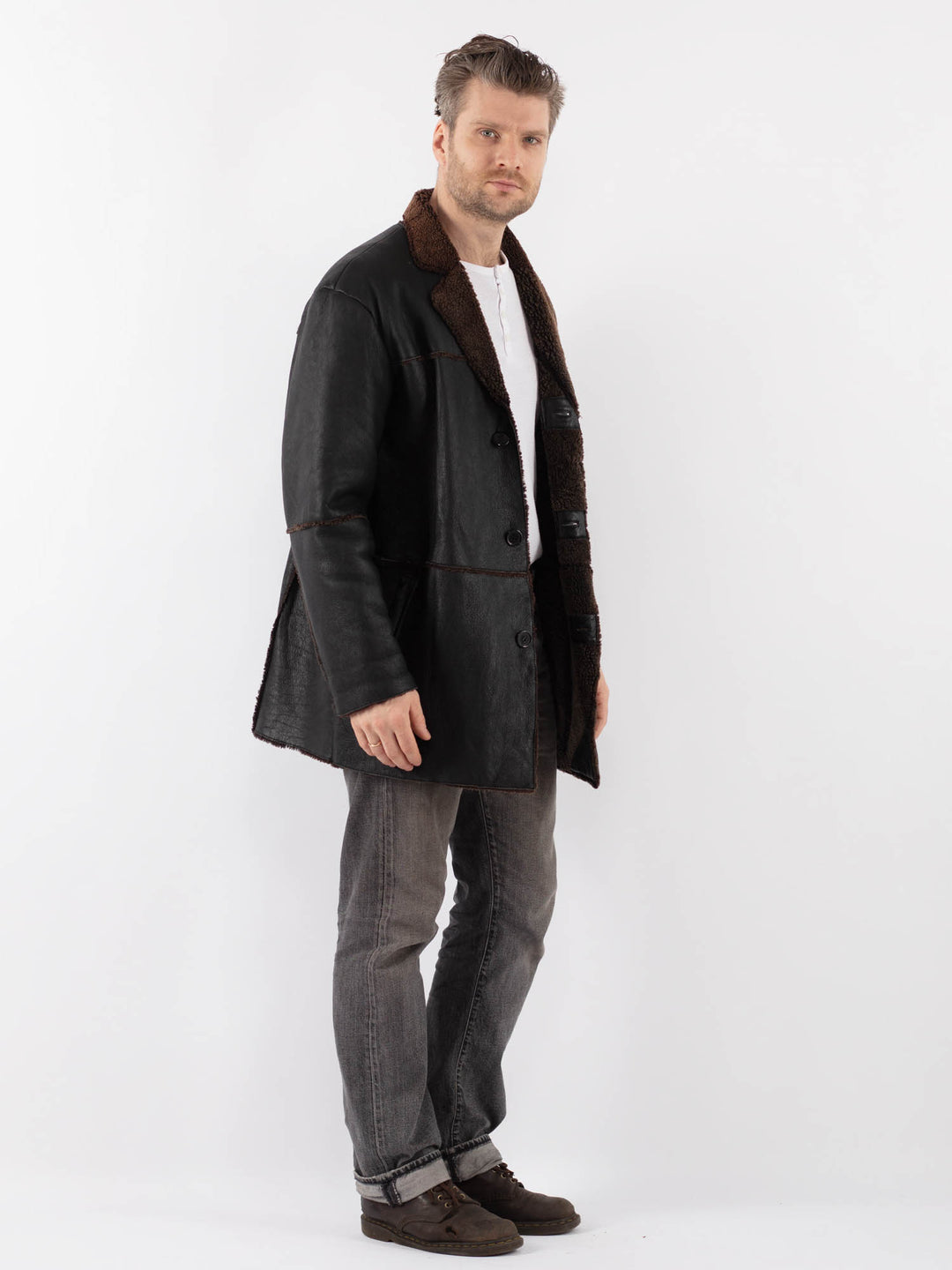 Vintage 90's Men Sheepskin Coat in BlackZ1121