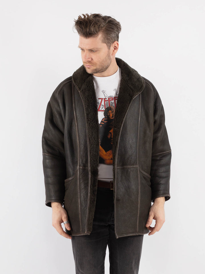 Vintage 80's Men Sheepskin Coat in BrownZ788