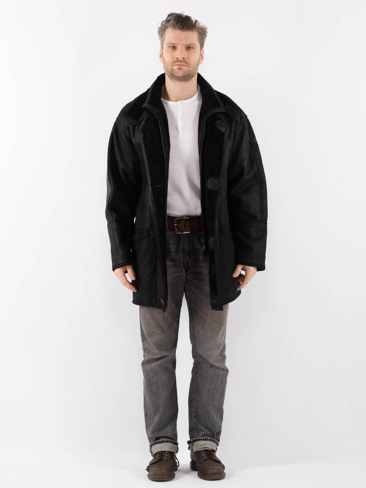 Vintage 90's Men Sheepskin Coat in BlackZ1122