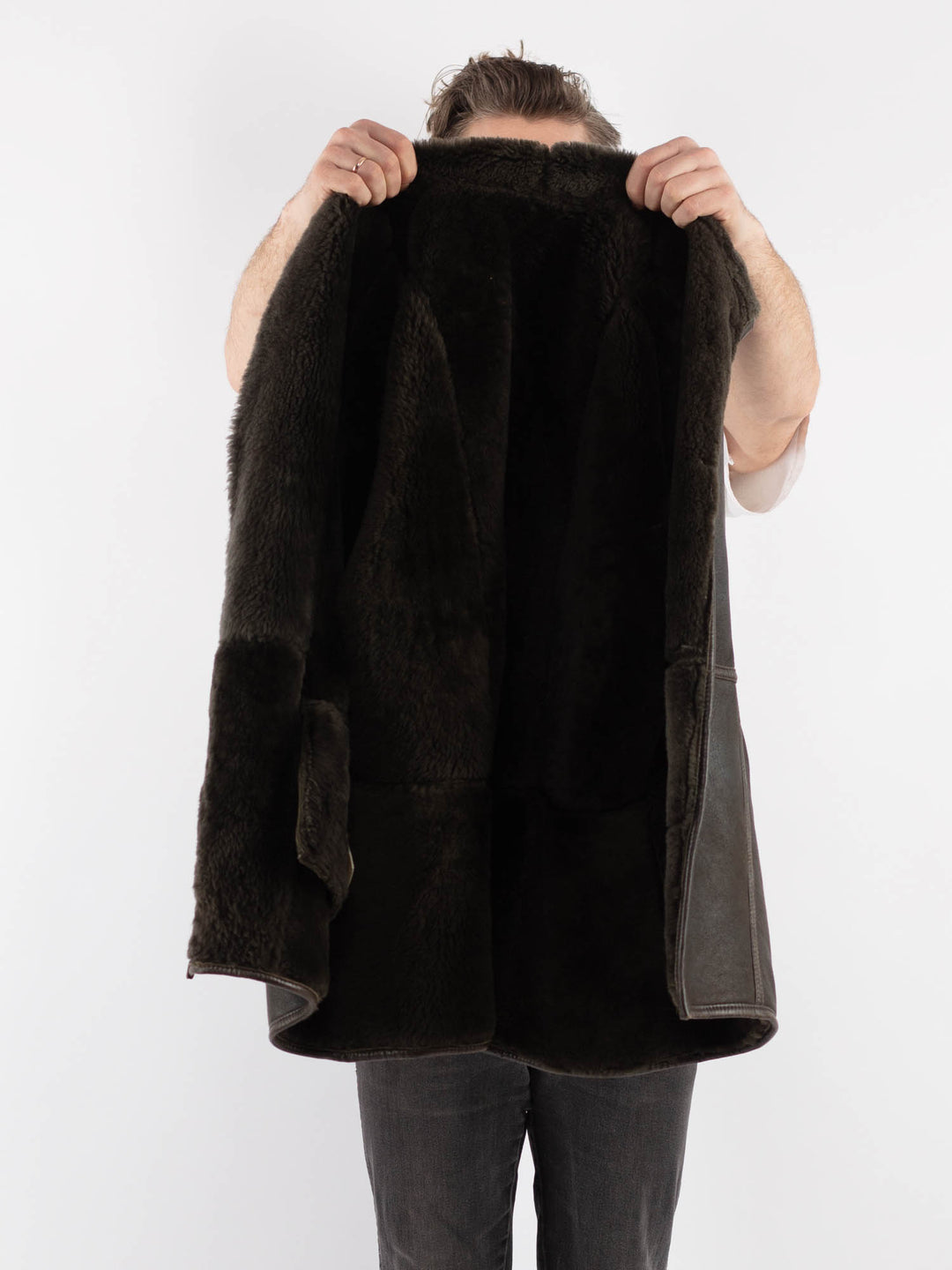 Vintage 80's Men Sheepskin Coat in BrownZ788