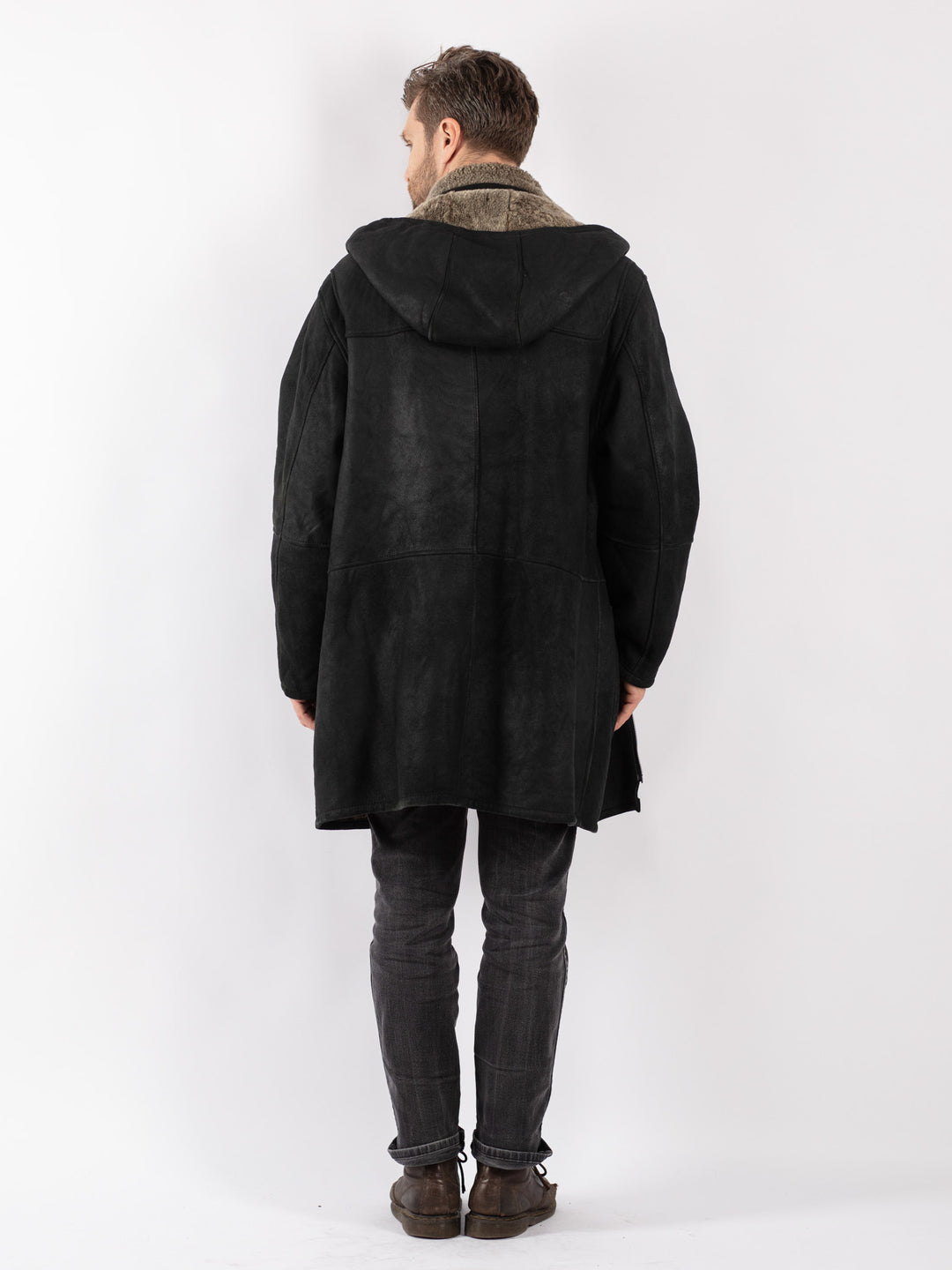 Vintage 90's Men Sheepskin Coat in Black
