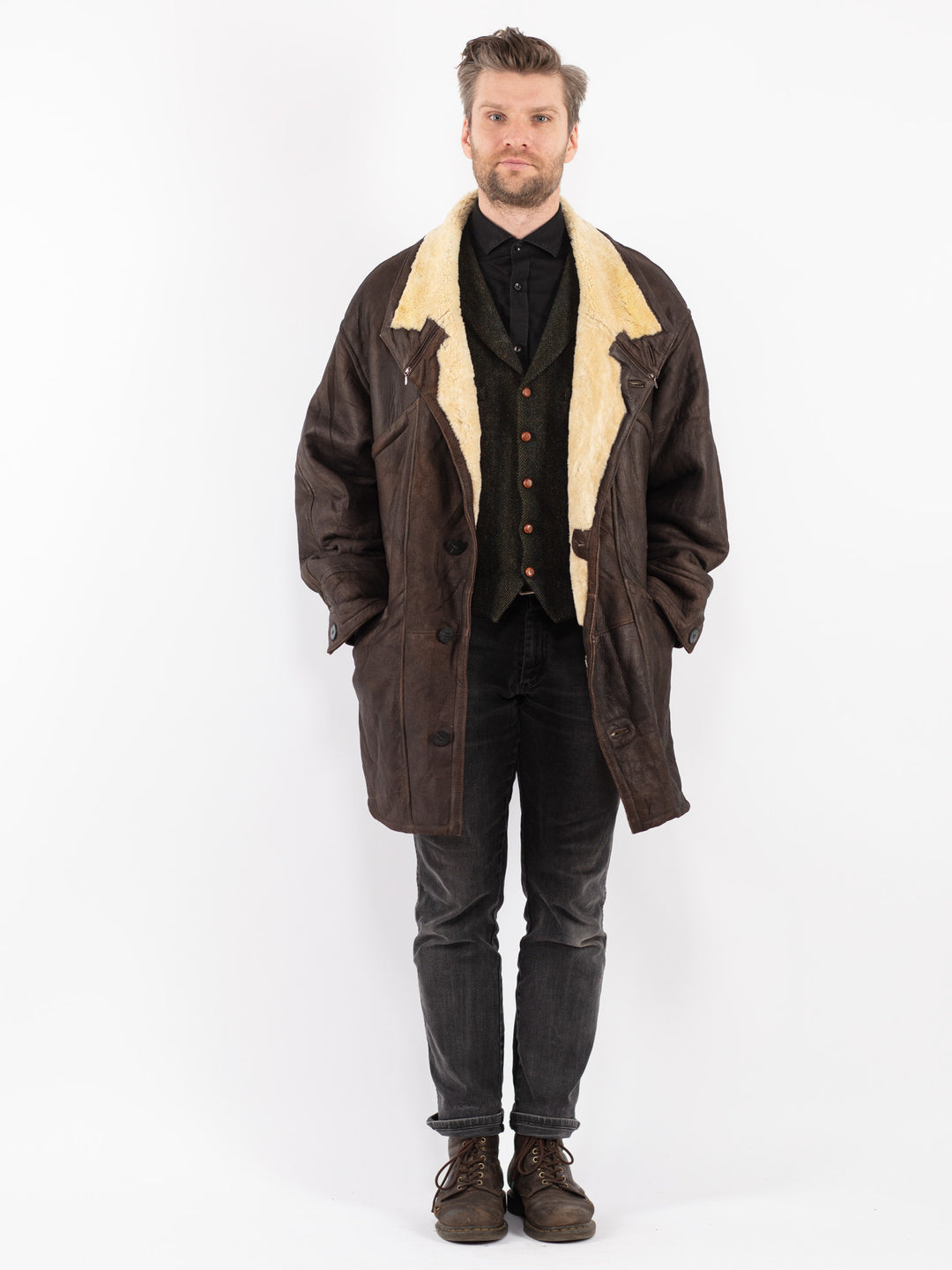 Vintage 90's Men Sheepskin Coat in Brown