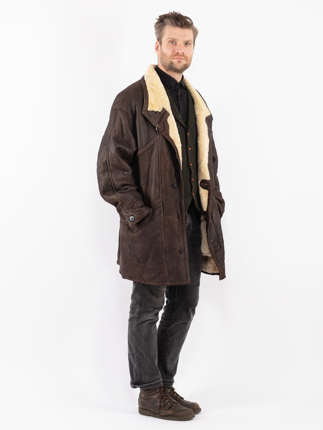 Vintage 90's Men Sheepskin Coat in Brown