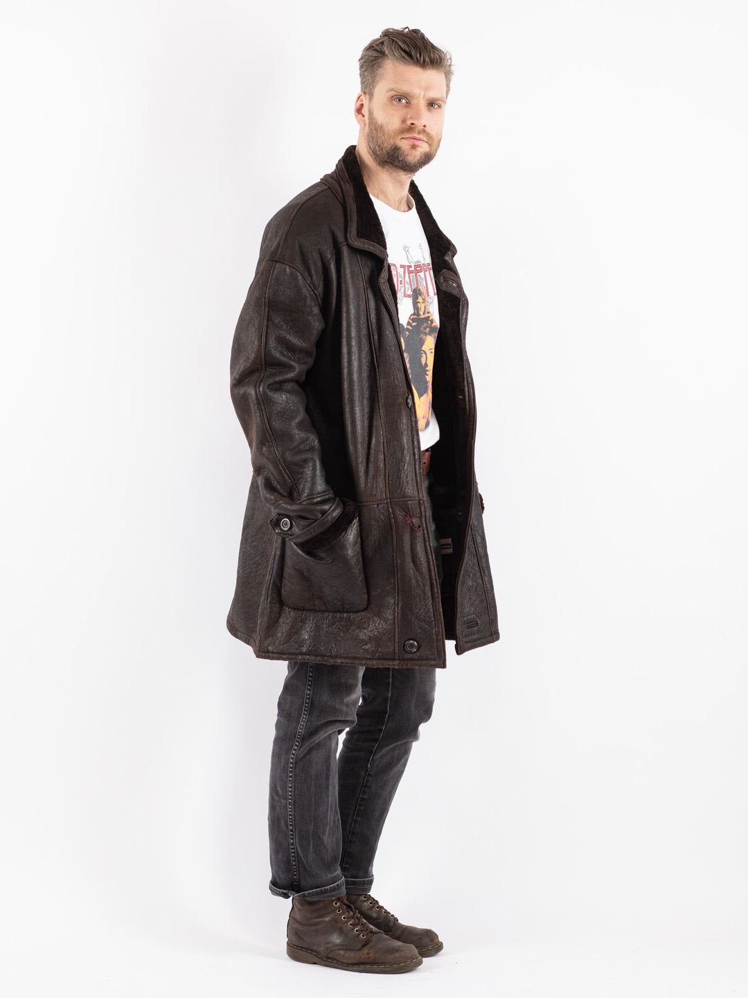 Vintage 90's Men Sheepskin Coat in Brown