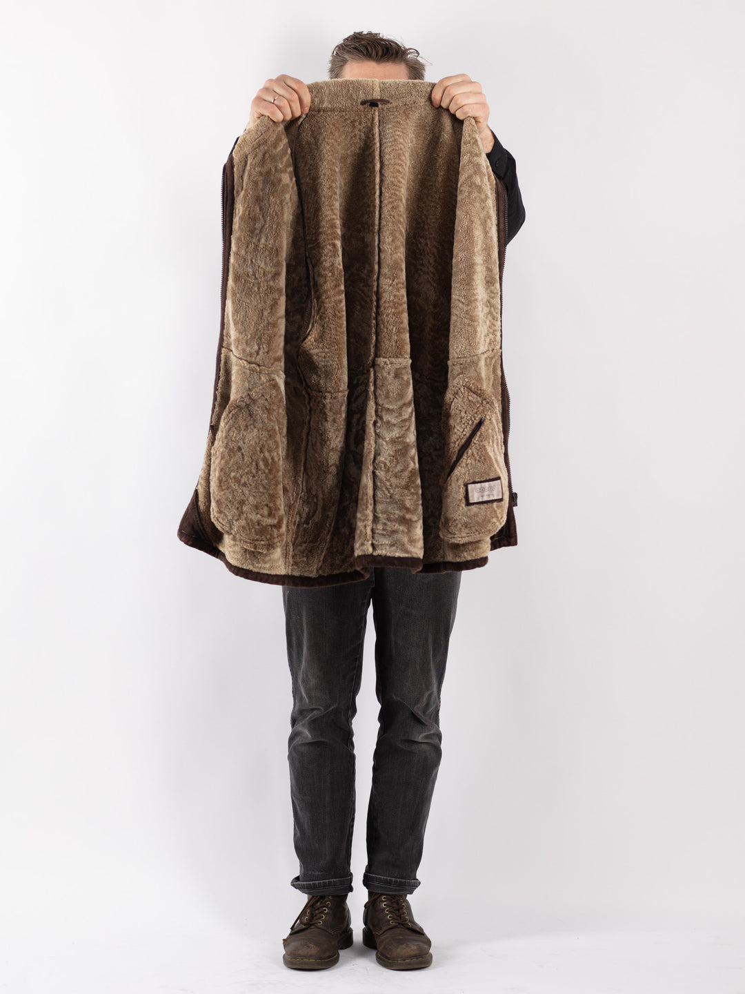 Vintage 90's Men Sheepskin Coat in Brown