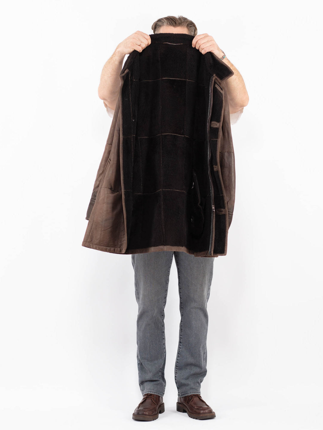Vintage 90's Men Sheepskin Coat in BrownZ2067