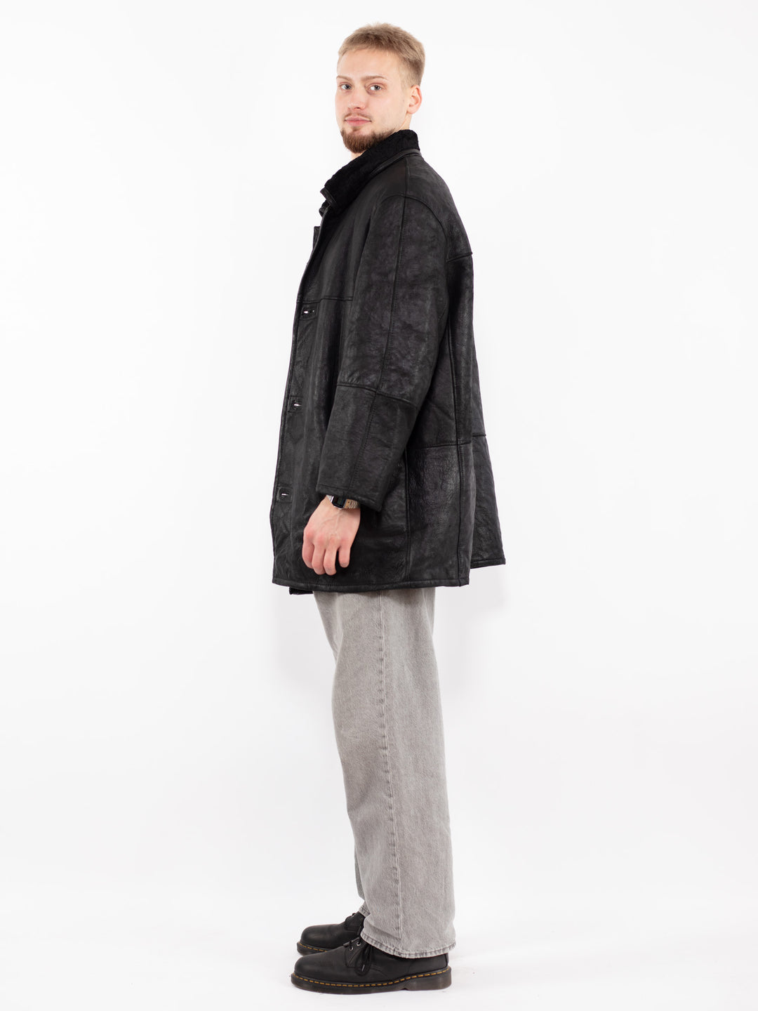 Vintage 90's Men Sheepskin Leather Coat in Black