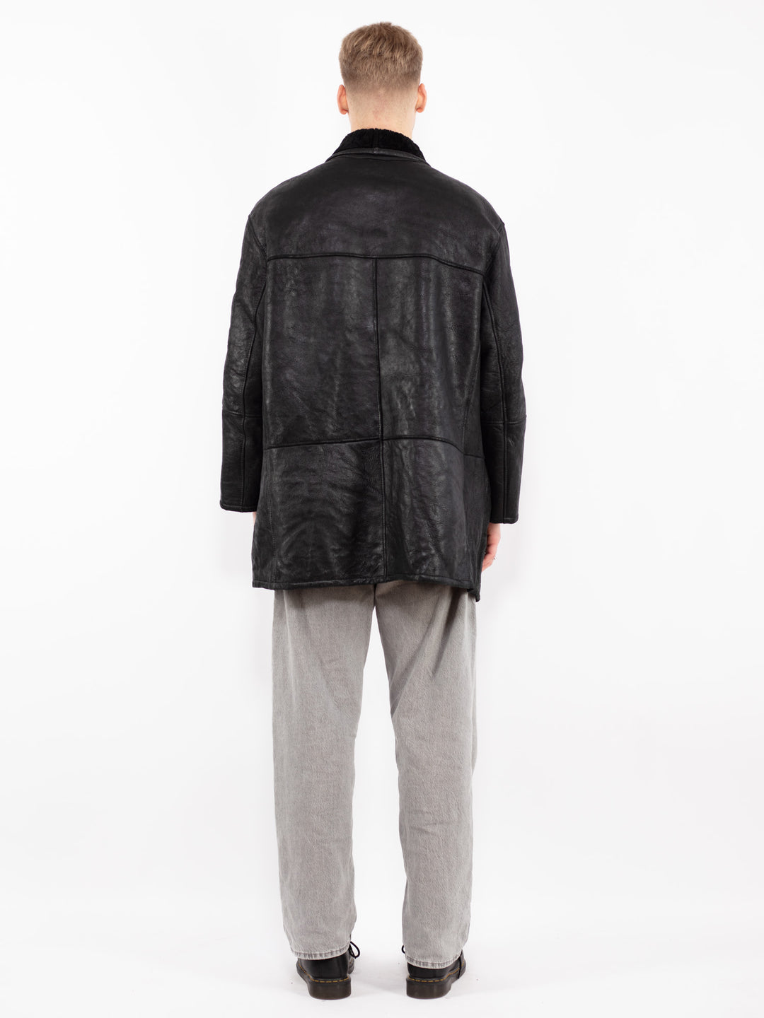 Vintage 90's Men Sheepskin Leather Coat in Black