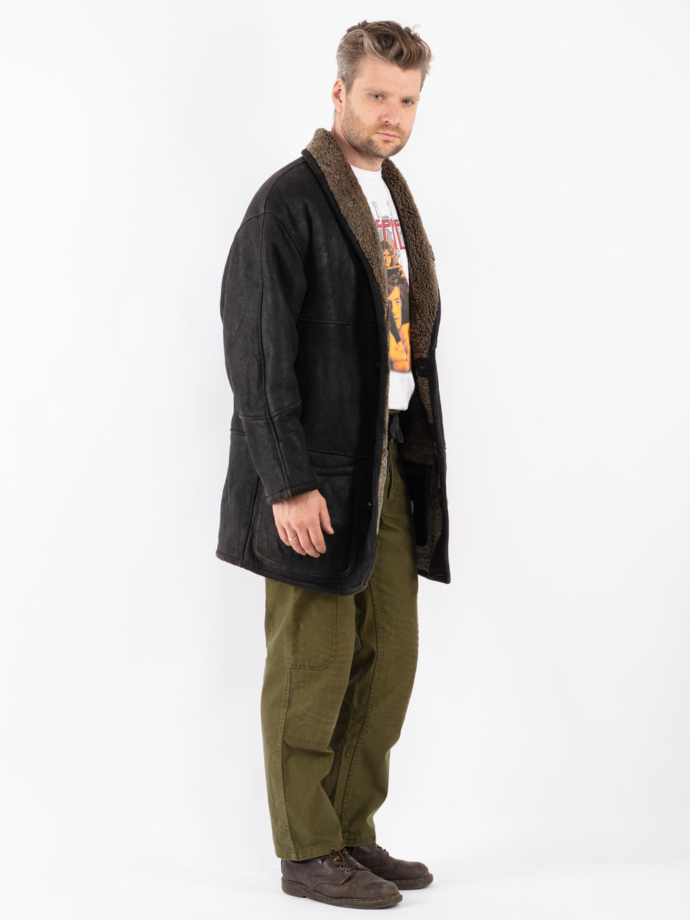 Vintage 90's Men Sheepskin Coat in Black