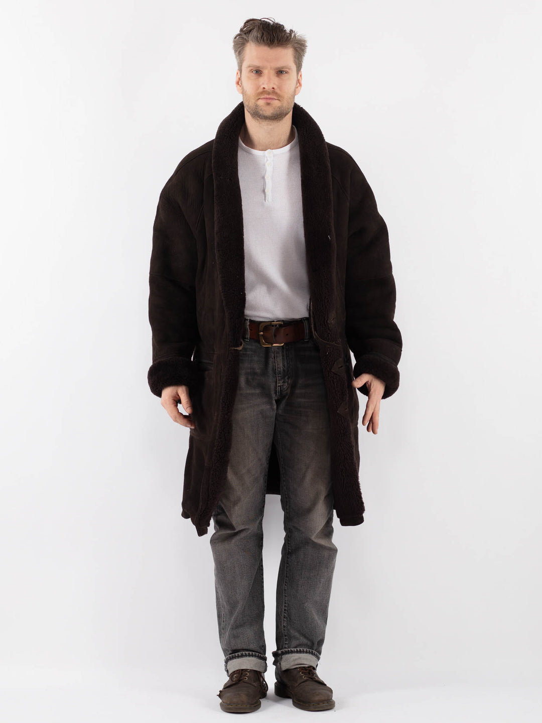 Vintage 90's Men Sheepskin Coat in BrownZ1130