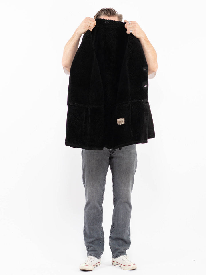 Vintage 90's Men Sheepskin Coat in BlackZ1948