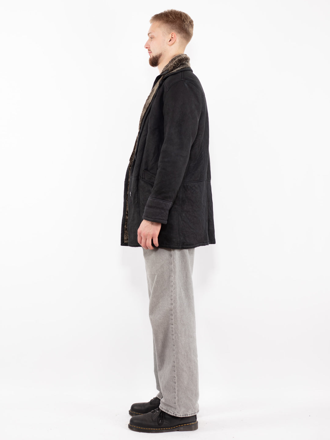 Vintage 90's Men Sheepskin Coat in Black