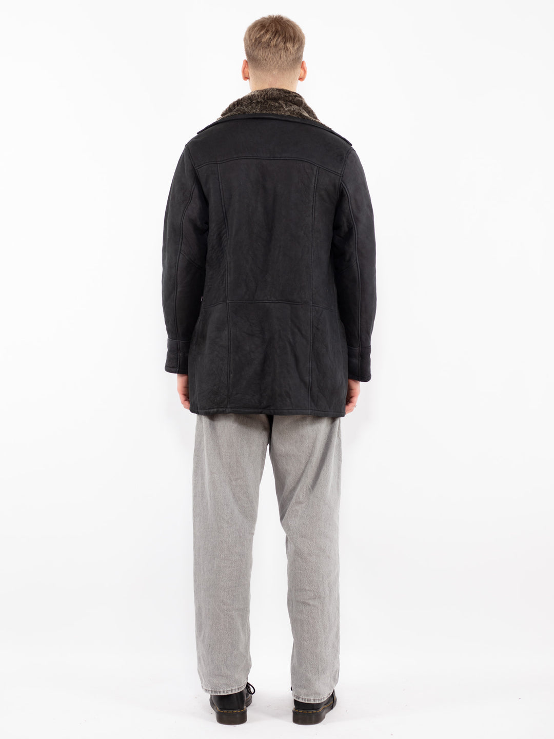 Vintage 90's Men Sheepskin Coat in Black