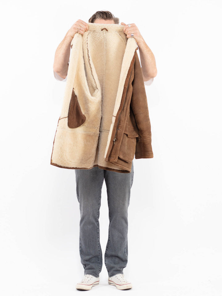 Vintage 90's Men Sheepskin Coat in BrownZ1949