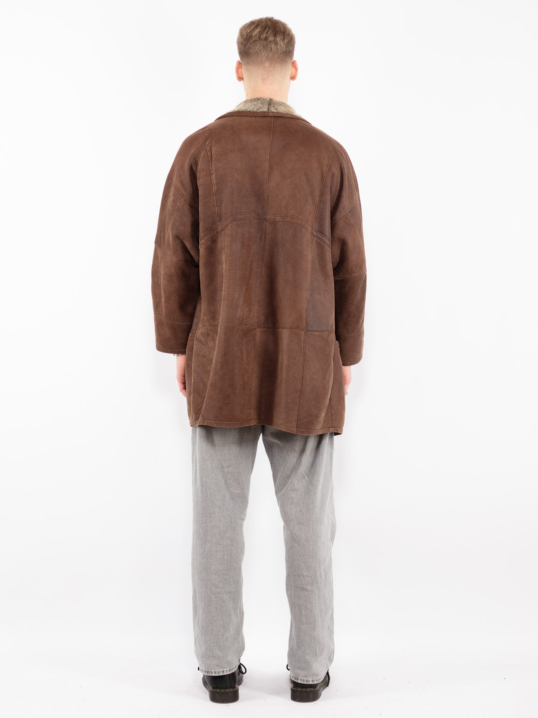 Vintage 90's Men Sheepskin Coat in Brown