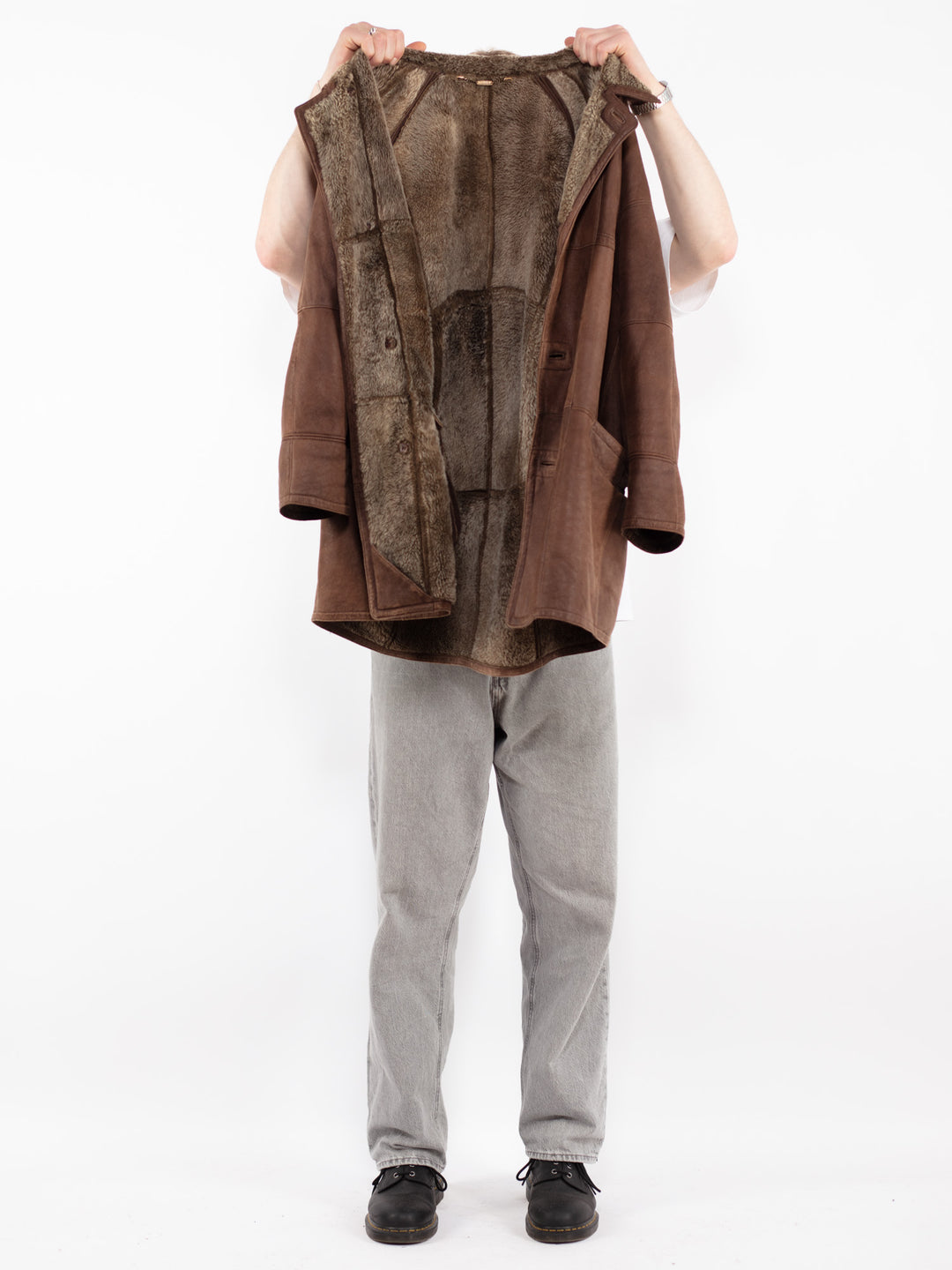 Vintage 90's Men Sheepskin Coat in Brown
