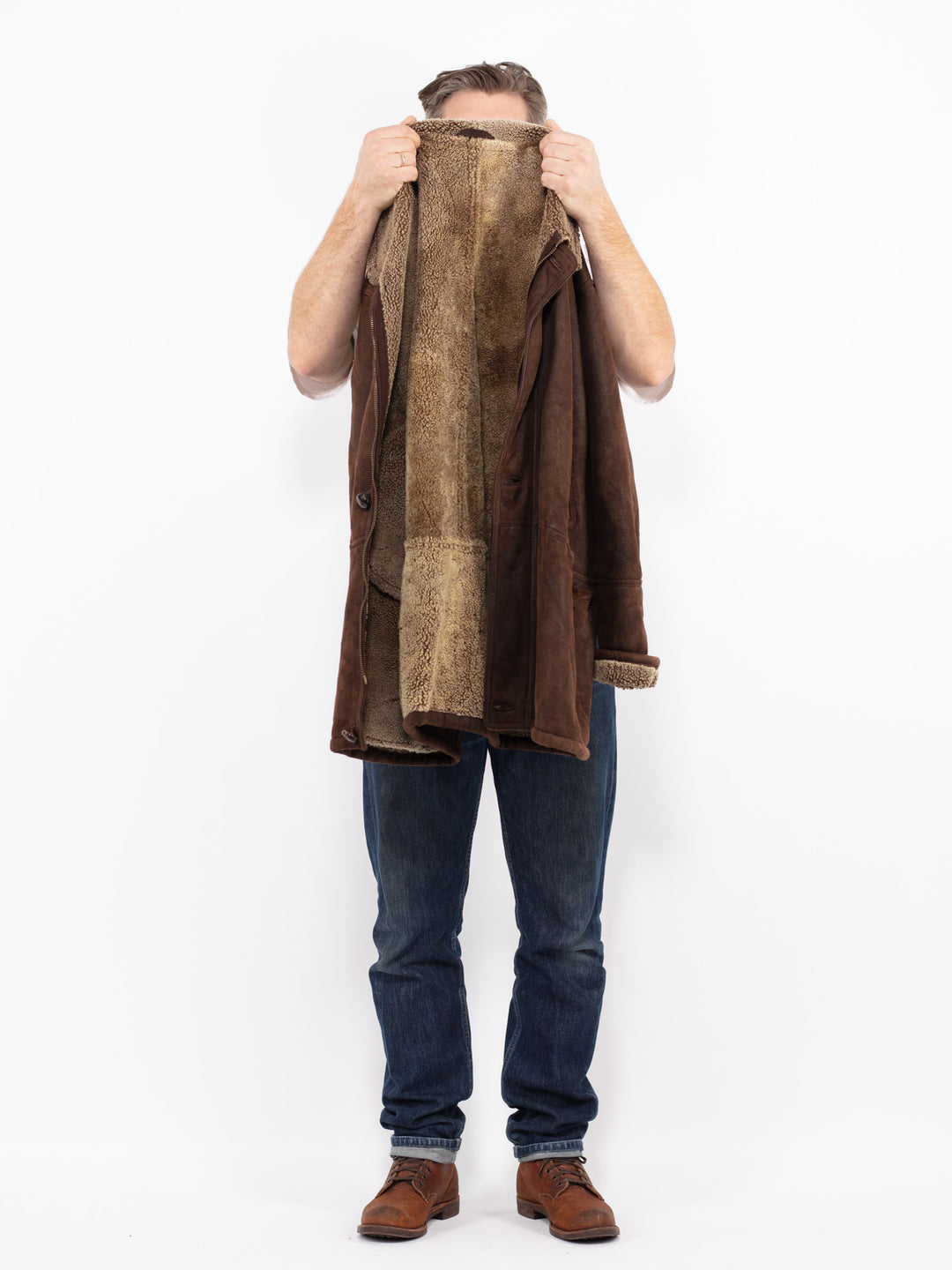 Vintage 90's Men Sheepskin Coat in BrownZ2685