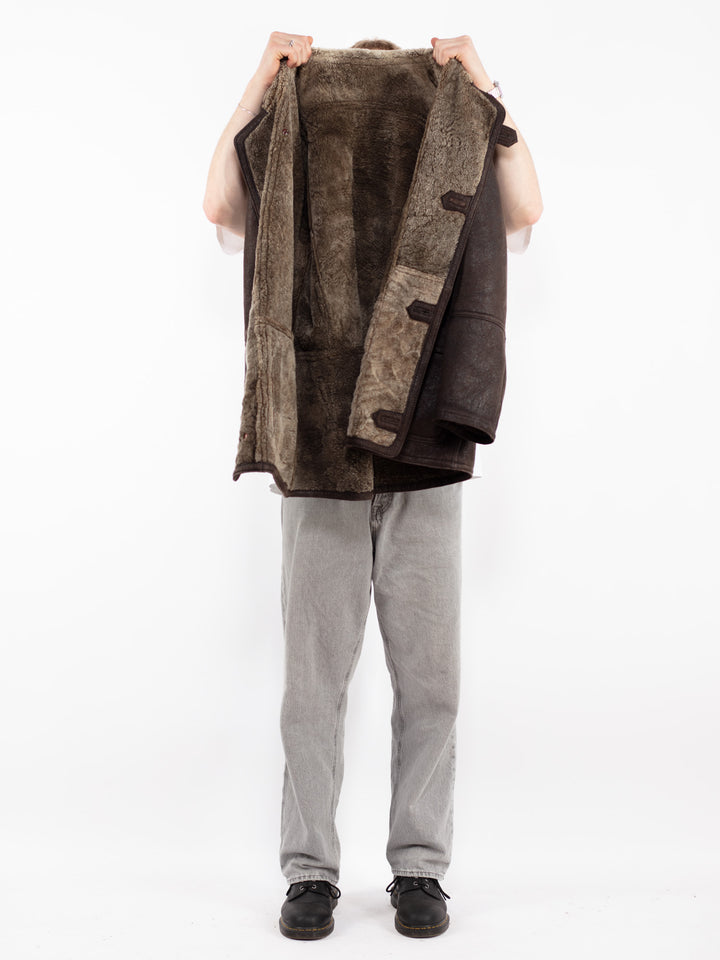 Vintage 90's Men Sheepskin Coat in Brown
