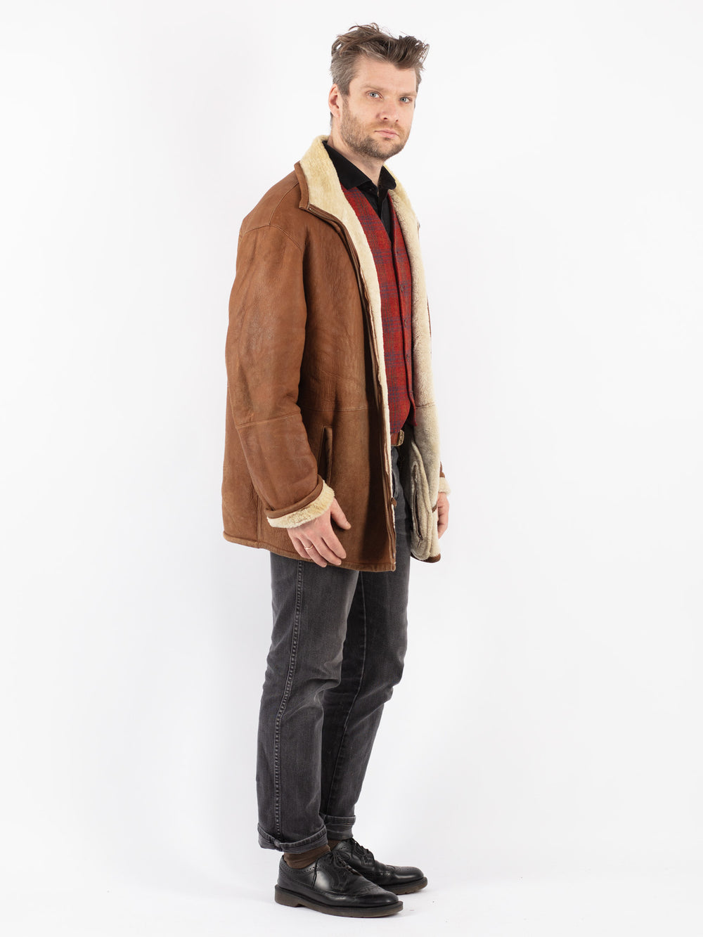 Vintage 90's Men Sheepskin Coat in Brown