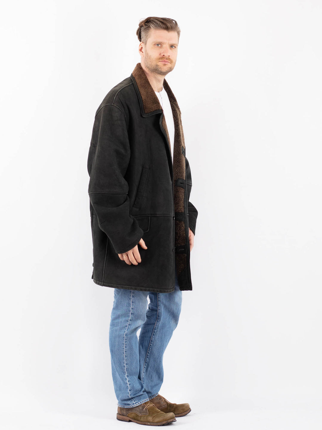Vintage 90's Men Sheepskin Coat in BlackZ1422