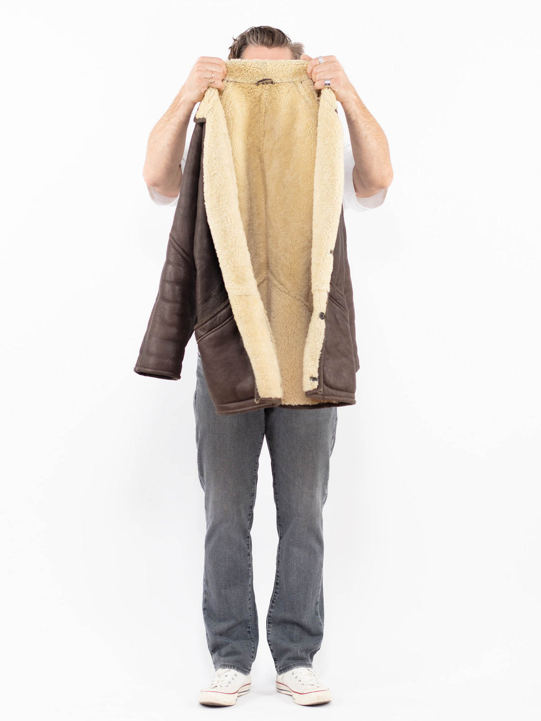 Vintage 90's Men Sheepskin Coat in BrownZ1956