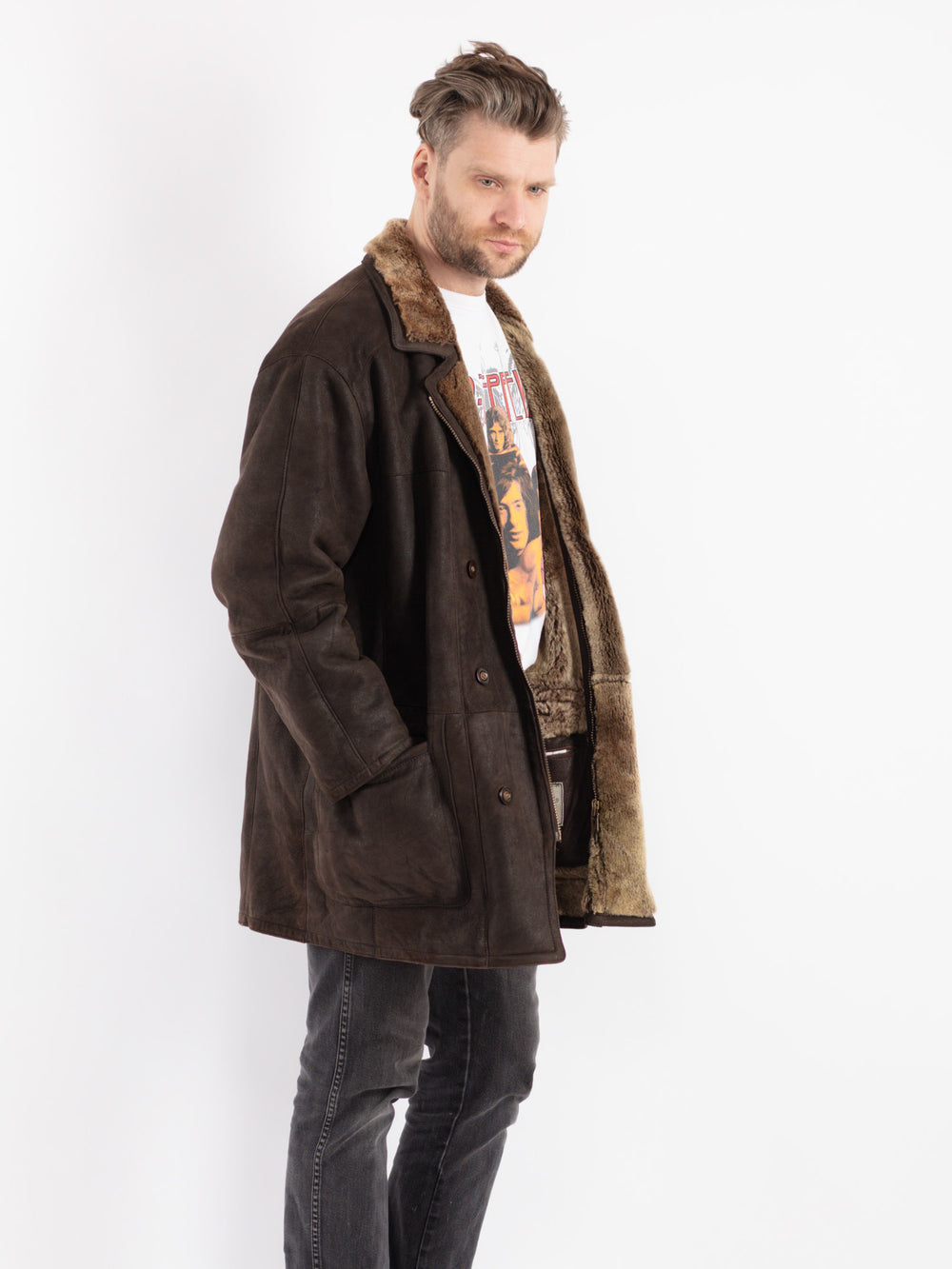 Vintage 90's Men Sheepskin Coat in Brown