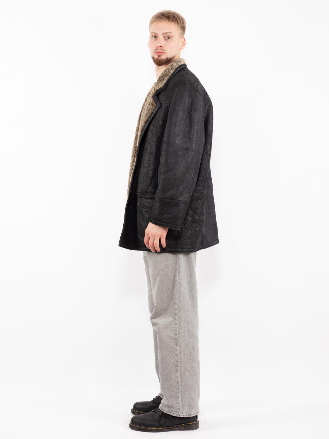 Vintage 90's Men Sheepskin Leather Coat in Black