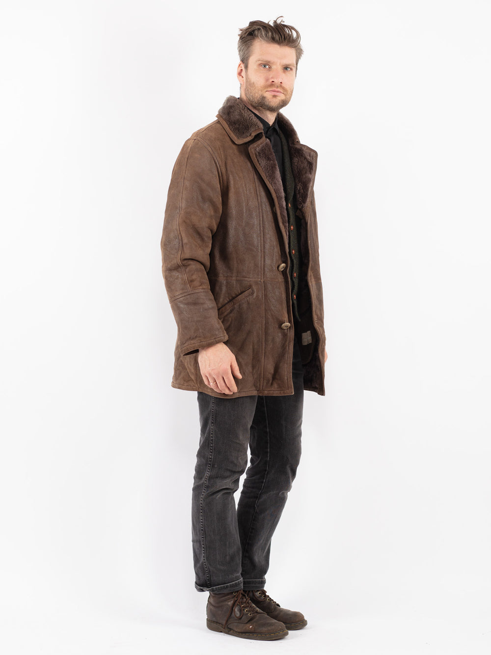 Vintage 90's Men Sheepskin Coat in Brown