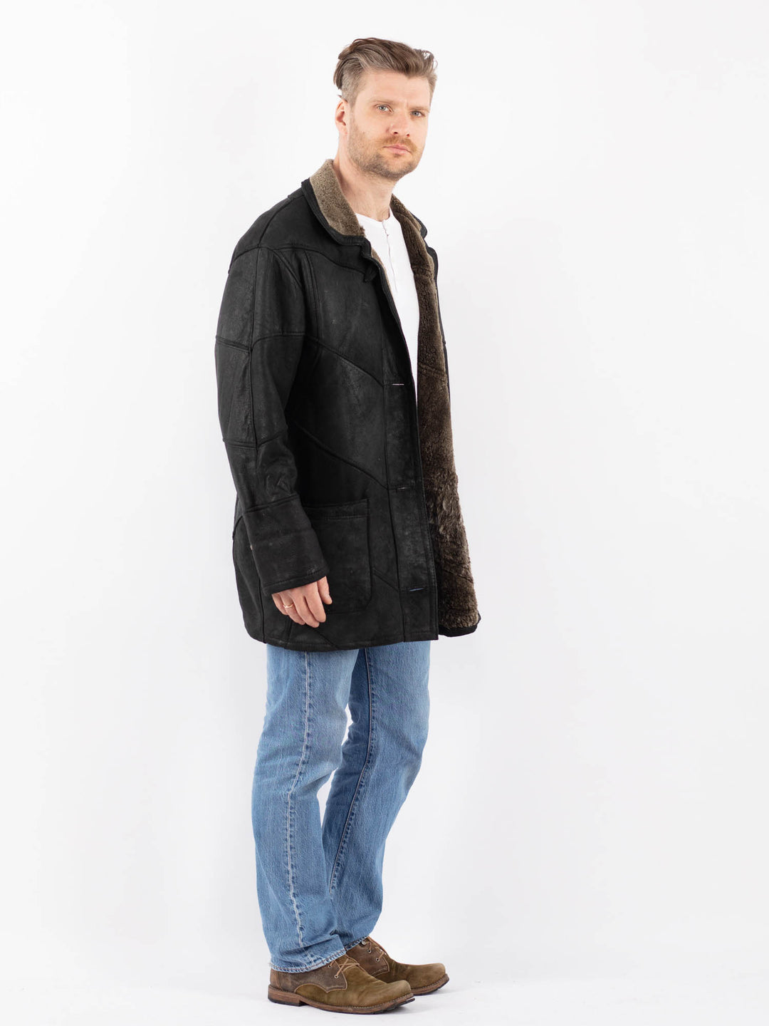 Vintage 90's Men Sheepskin Coat in BlackZ1427