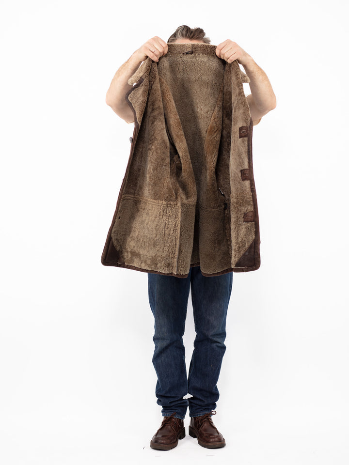 Vintage 90's Men Sheepskin Coat in Brown