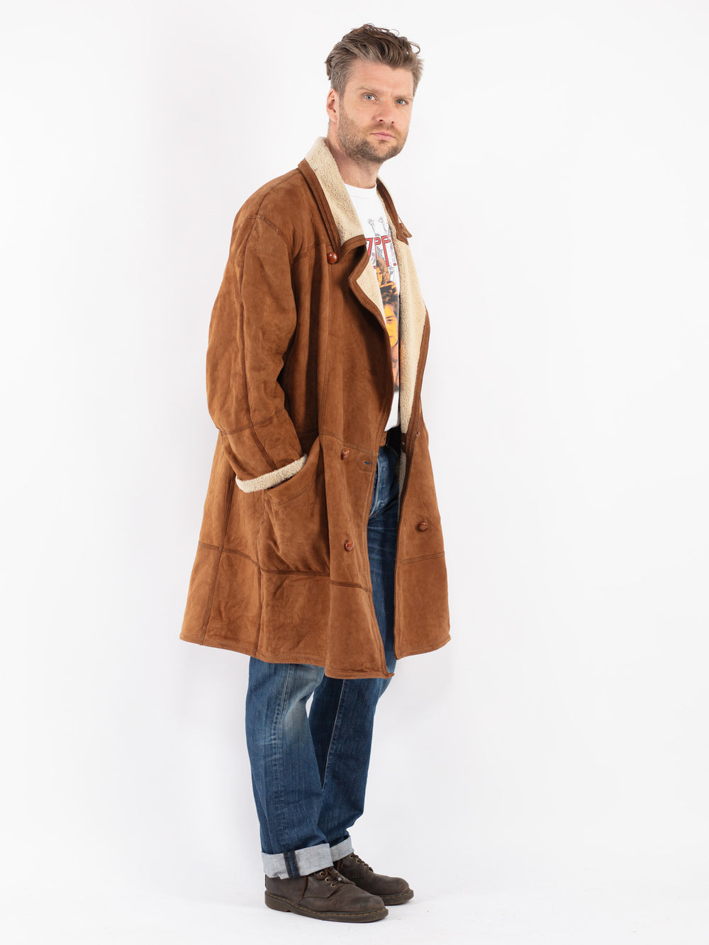 Vintage Men Sheepskin Coat in Brown