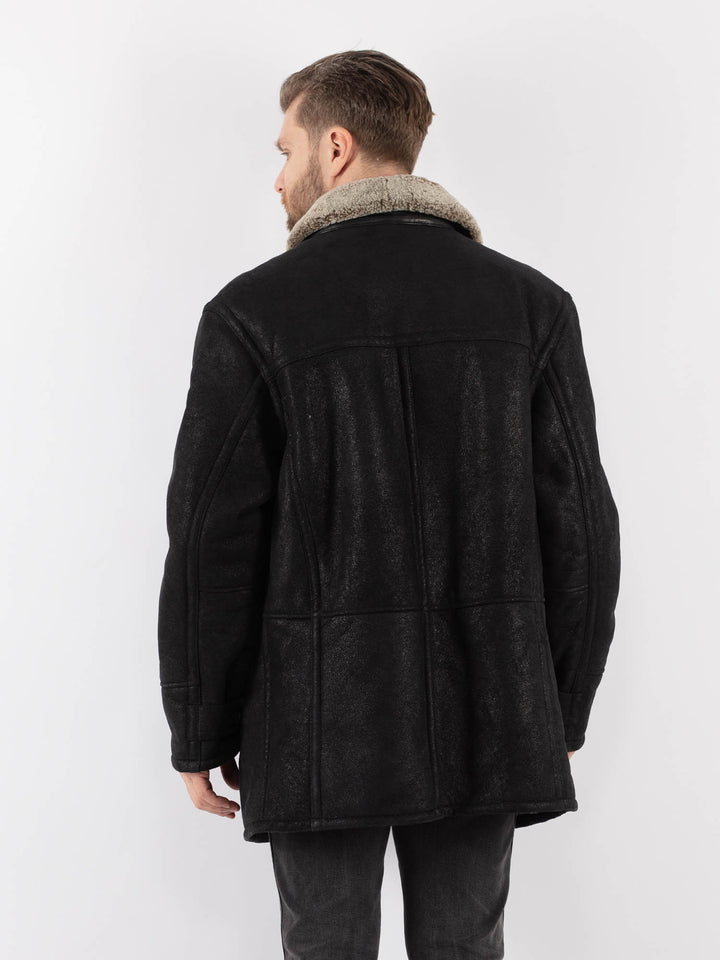 Vintage 90's Men Sheepskin Coat in BlackZ1000