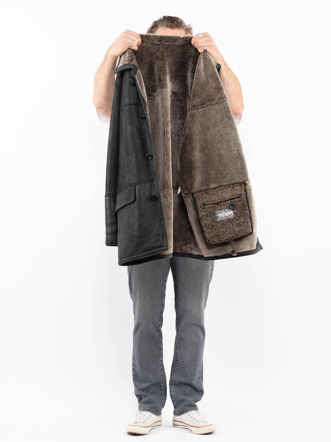 Vintage 90's Men Sheepskin Coat in BlackZ1971