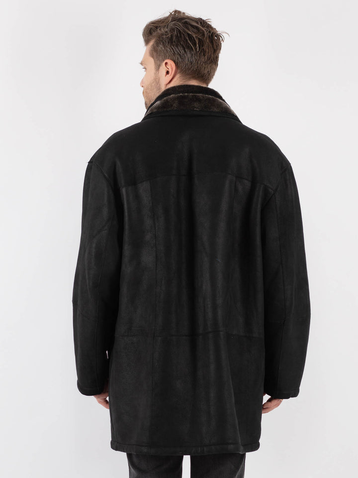 Vintage 90's Men Sheepskin Coat in Black