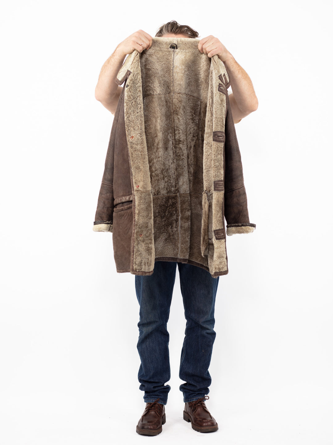 Vintage 90's Men Sheepskin Coat in BrownZ2574