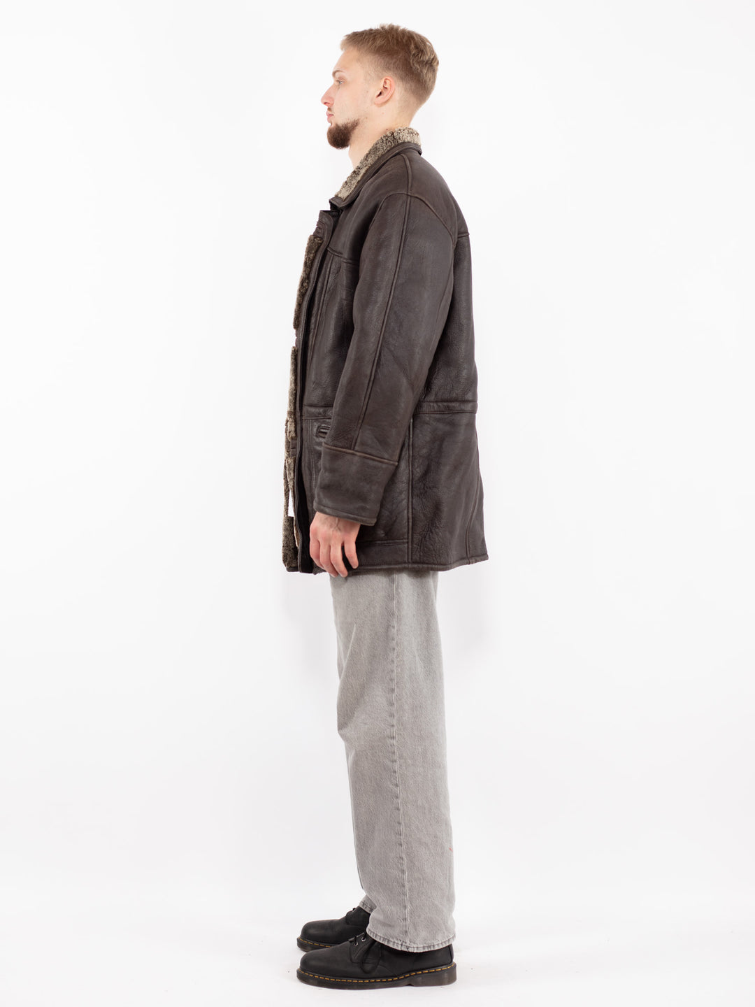 Vintage 90's Men Sheepskin Coat in BrownZ2507