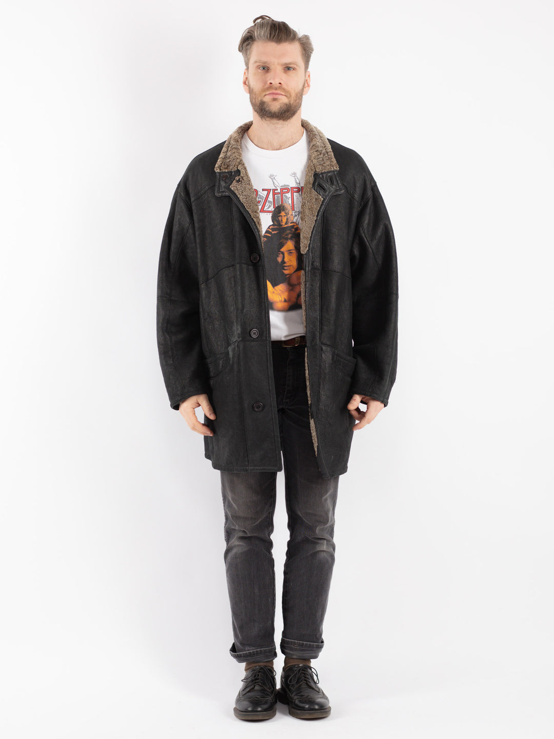 Vintage 90's Men Sheepskin in Black