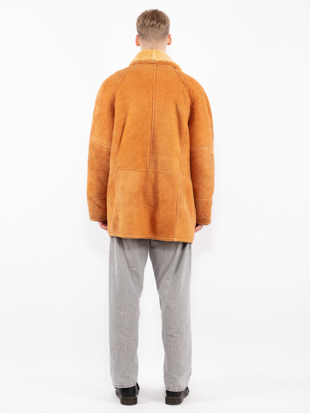 Vintage 90's Men Sheepskin Coat in BrownZ2509