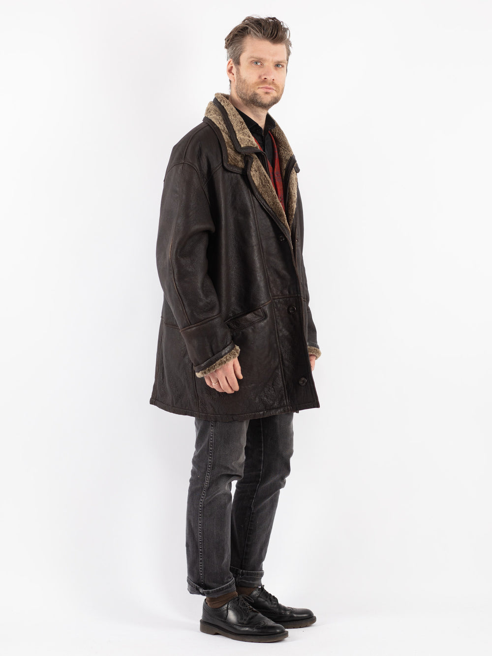 Vintage 90's Men Sheepskin Coat in Brown - NorthernGrip