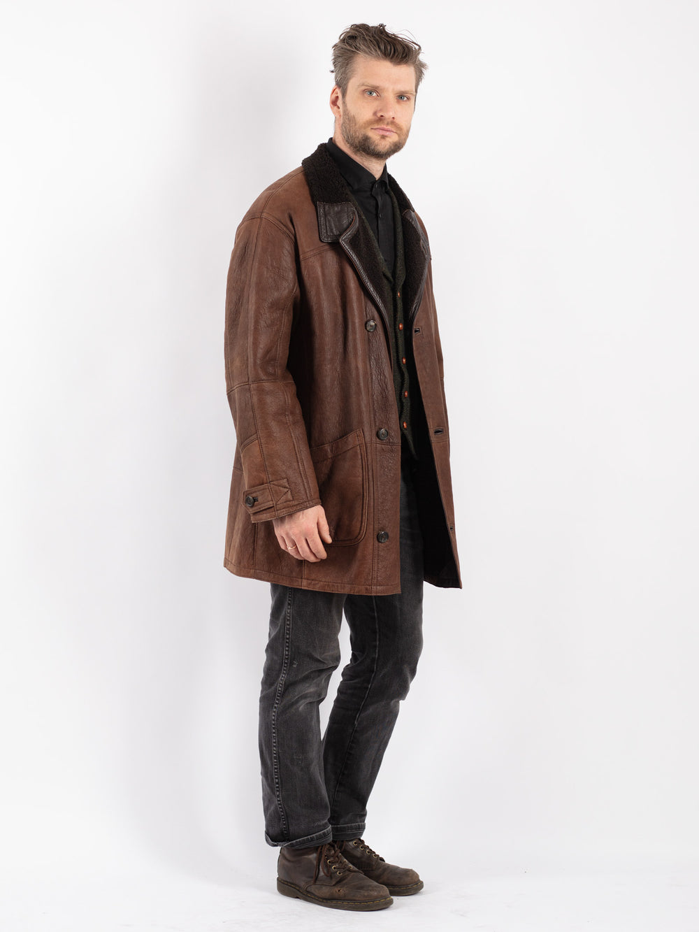 Vintage 90's Men Sheepskin Coat in Brown