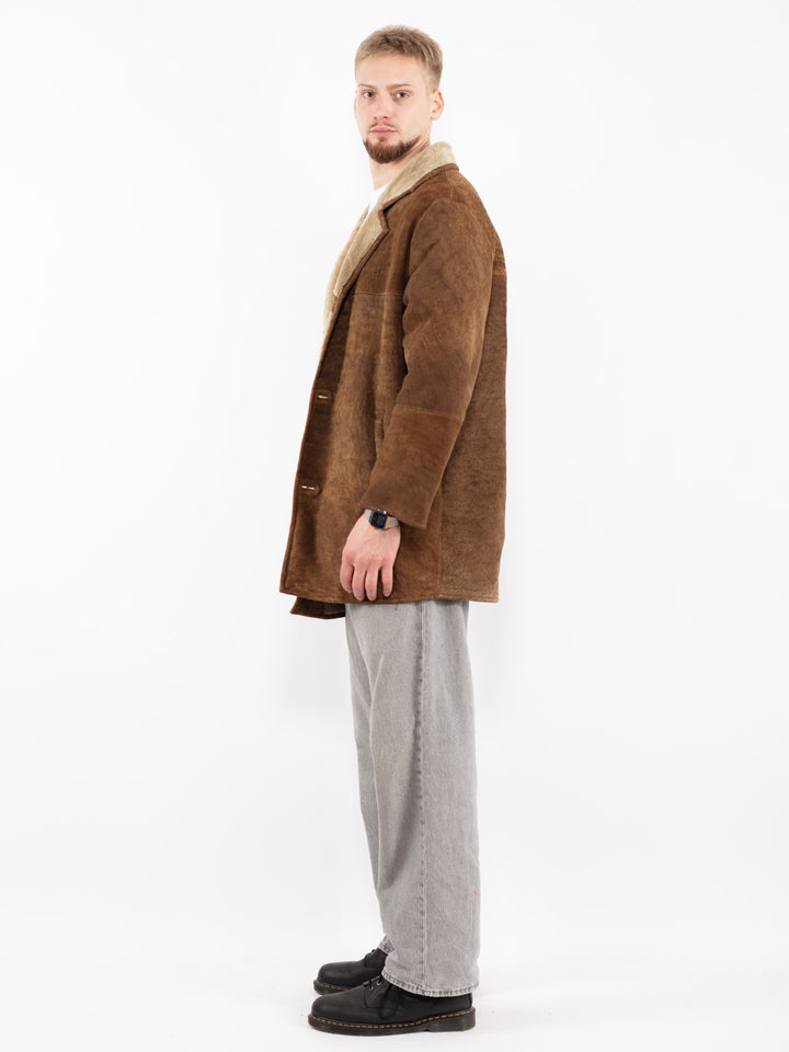 Vintage 90's Men Sheepskin Coat in Brown