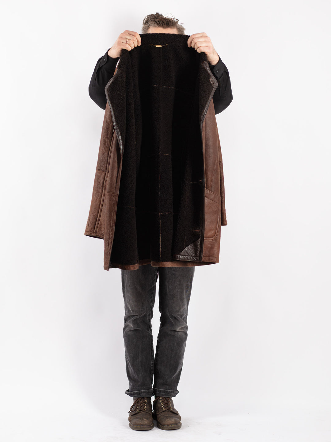 Vintage 90's Men Sheepskin Coat in Brown