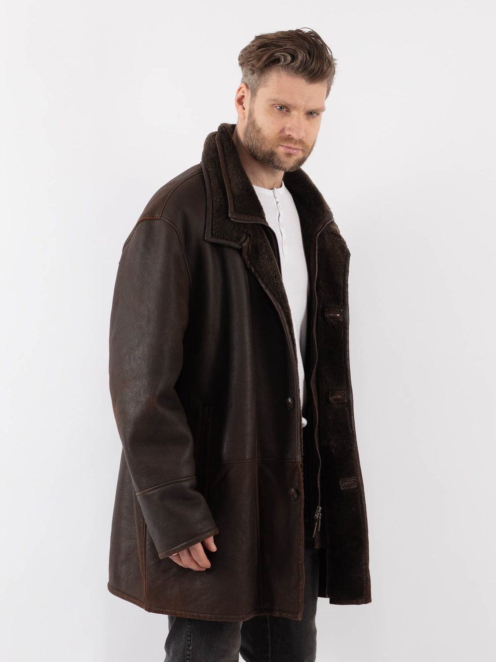Vintage 90's Men Sheepskin Coat in BrownZ1010